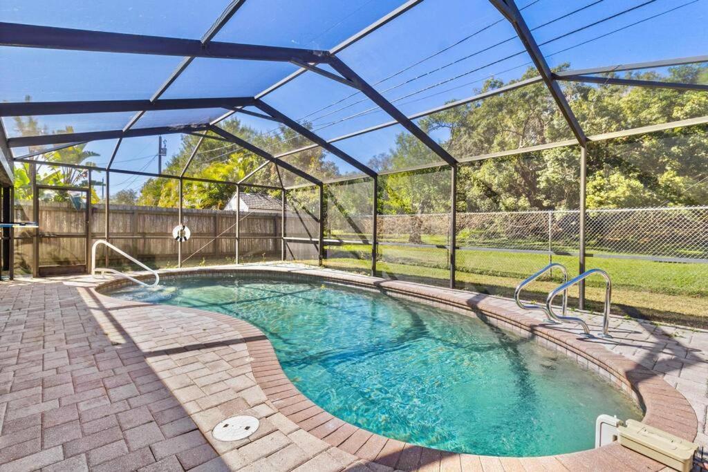 Perfect For Family Gatherings With A Heated Pool! - Clearwater'S Clear Choice Exteriör bild