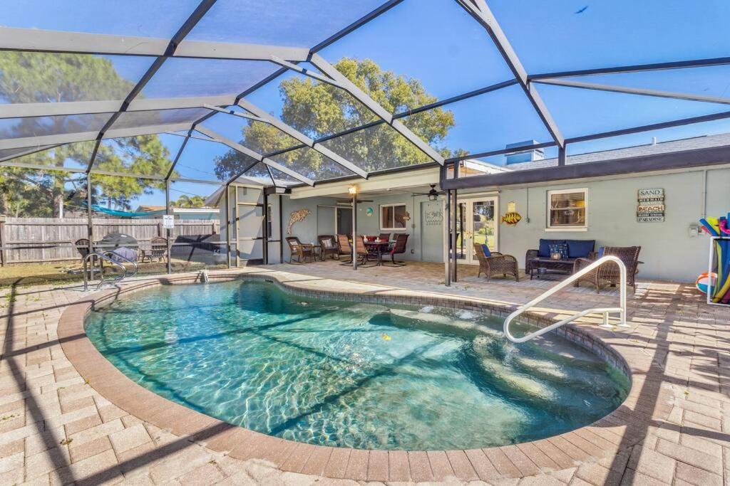 Perfect For Family Gatherings With A Heated Pool! - Clearwater'S Clear Choice Exteriör bild