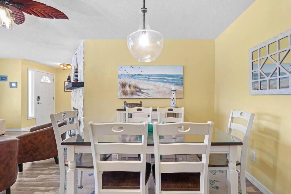Perfect For Family Gatherings With A Heated Pool! - Clearwater'S Clear Choice Exteriör bild